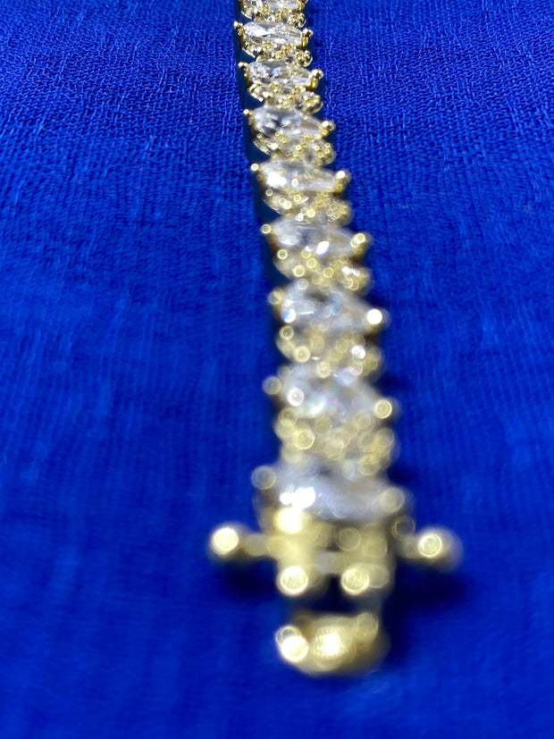 Leaf shape Stone Silver Bracelet