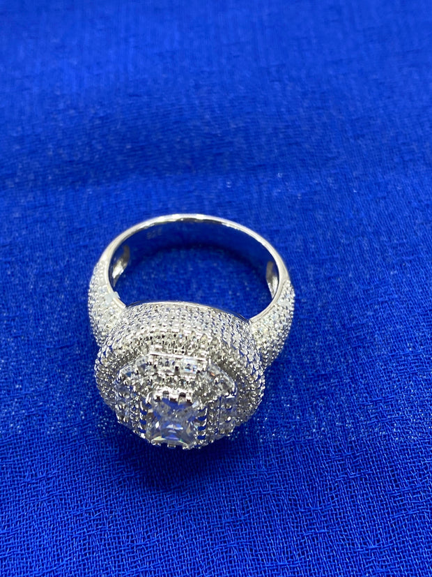 Womens Ring 13