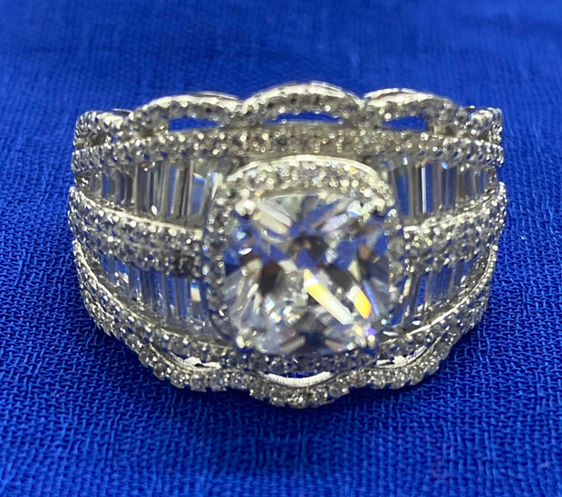 Womens Ring 11